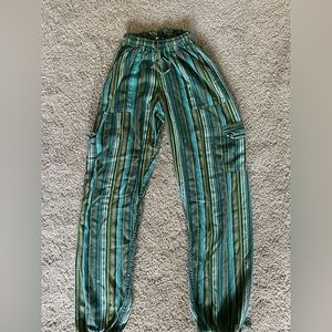 Baggy pants size S. Fun pattern